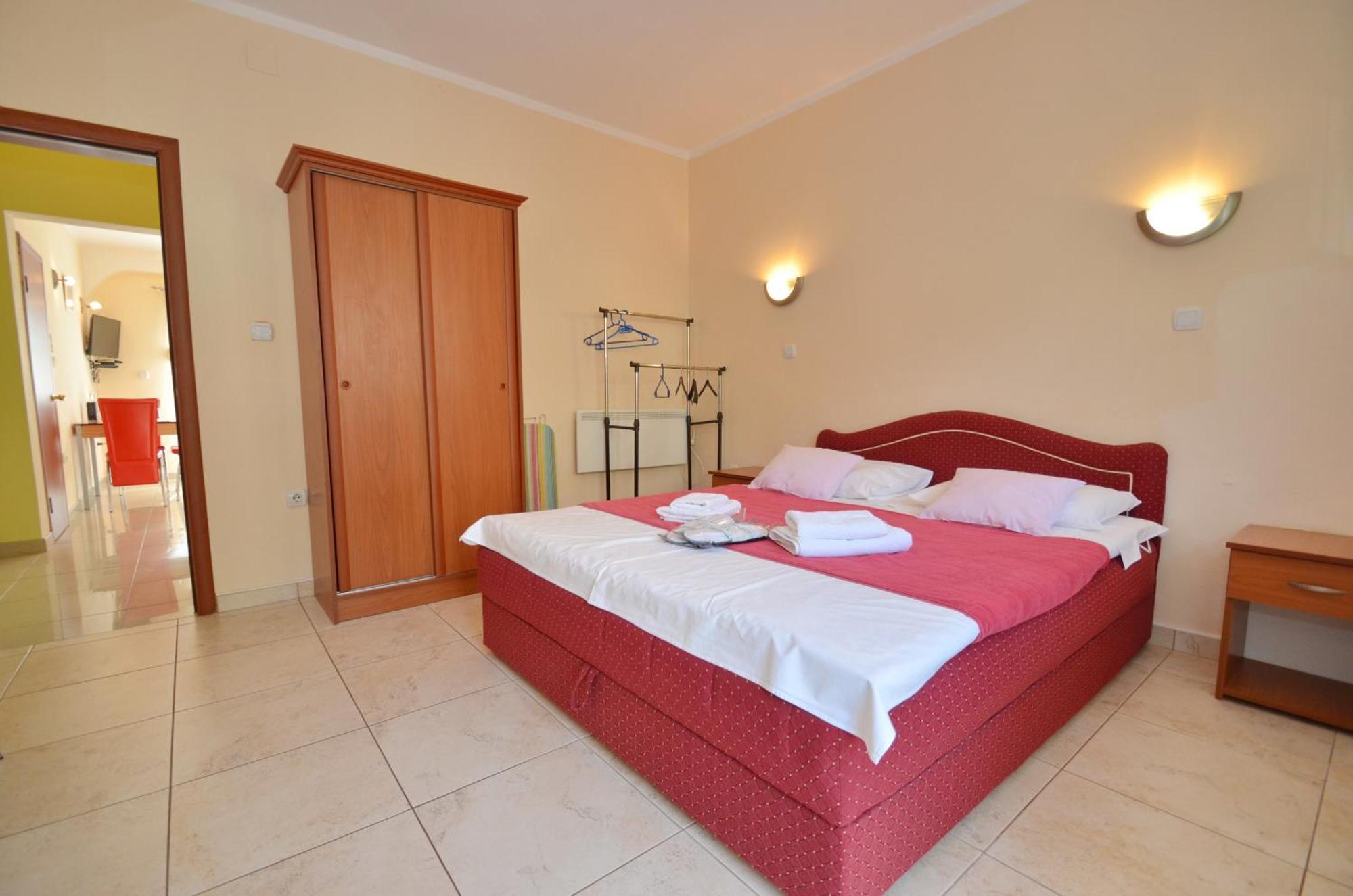 Apartments Dinko Zifra Tivat Extérieur photo