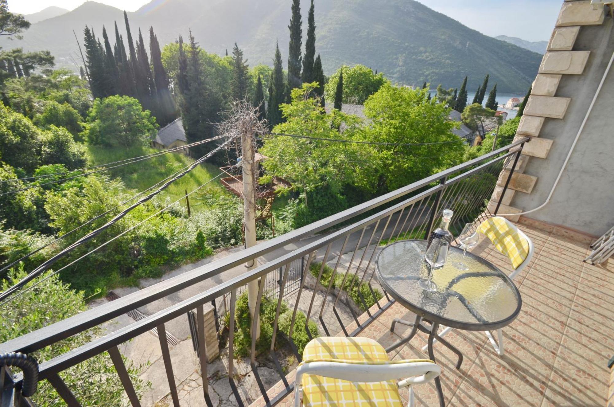 Apartments Dinko Zifra Tivat Extérieur photo