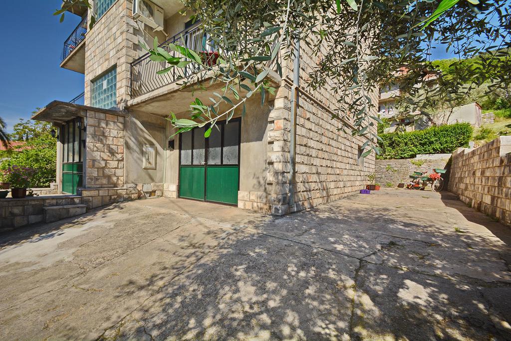 Apartments Dinko Zifra Tivat Extérieur photo
