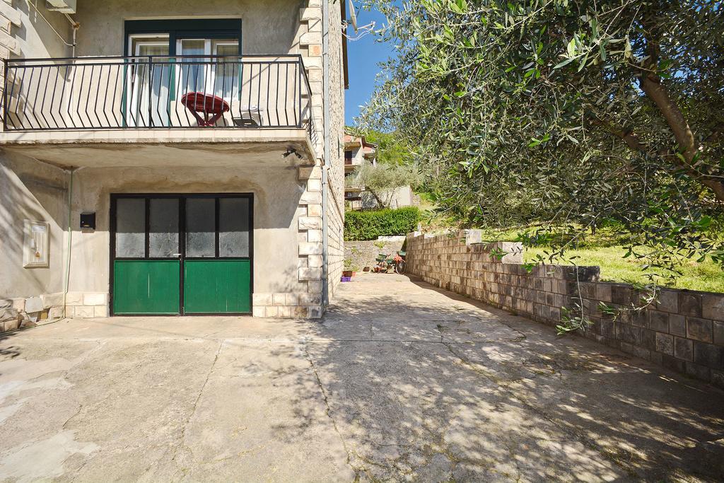 Apartments Dinko Zifra Tivat Extérieur photo